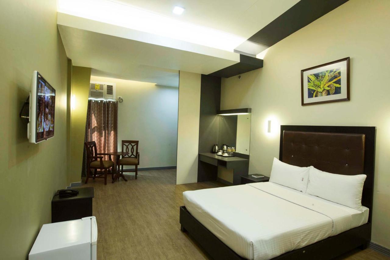 The Lucky 9 Budget Hotel Tagum Екстериор снимка