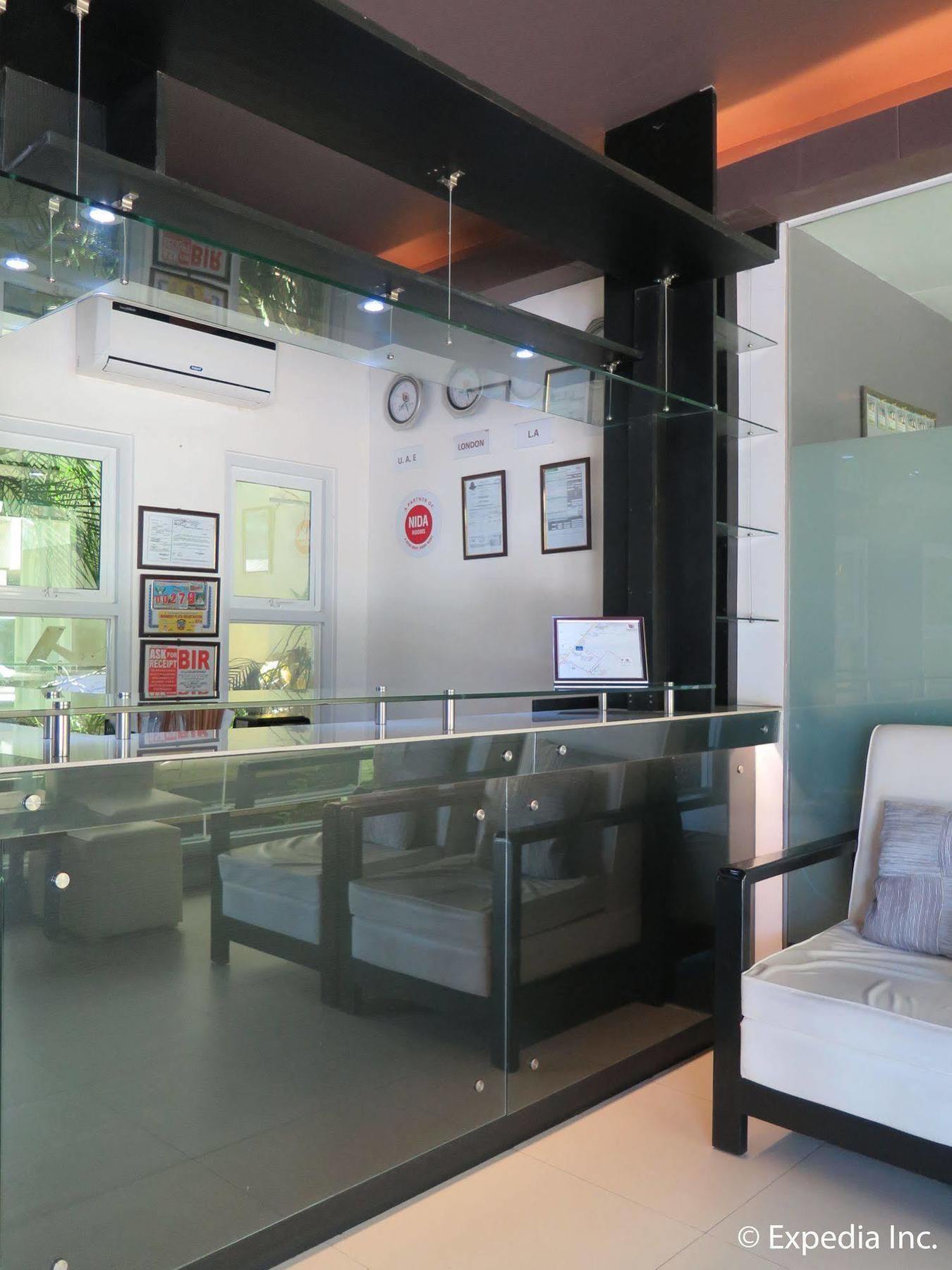 The Lucky 9 Budget Hotel Tagum Екстериор снимка