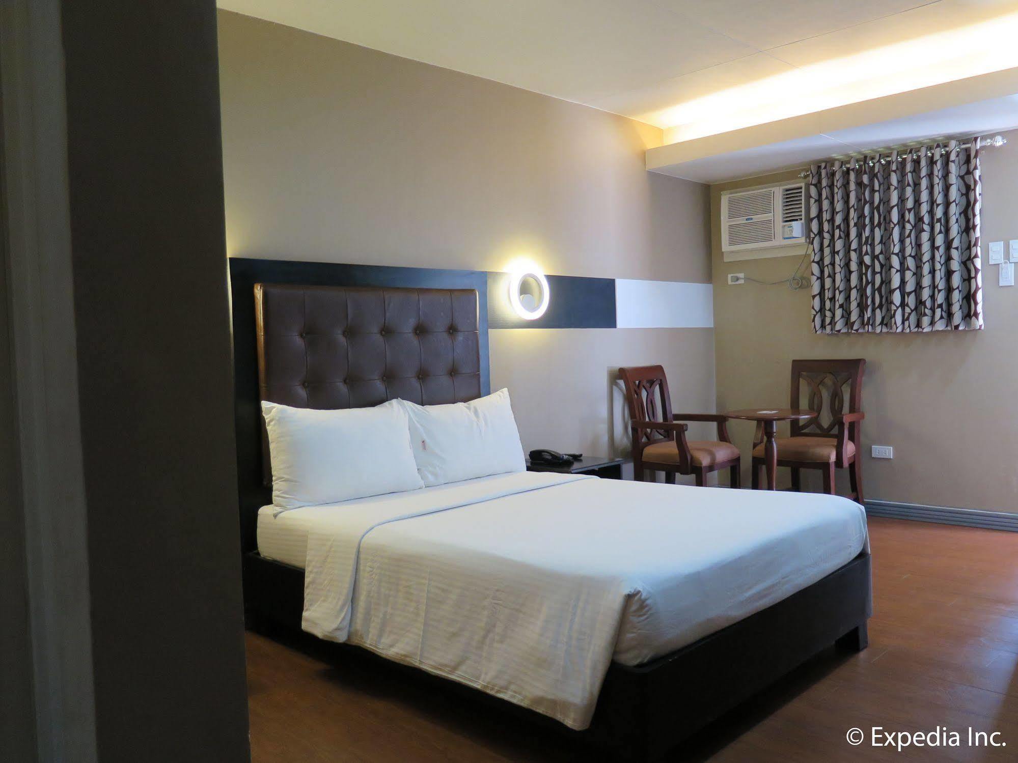 The Lucky 9 Budget Hotel Tagum Екстериор снимка